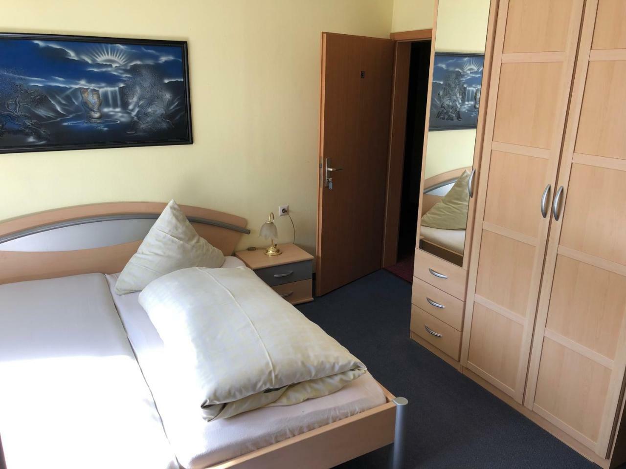 Hotel Cafe Waldeck 부스텐로트 외부 사진